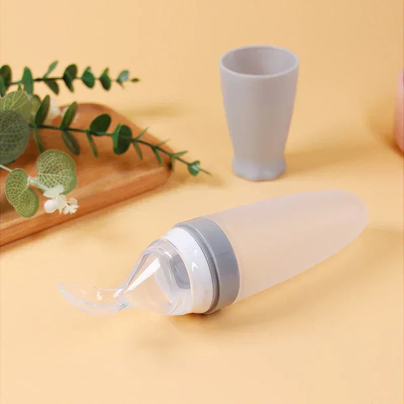 Colher de silicone macio para bebê